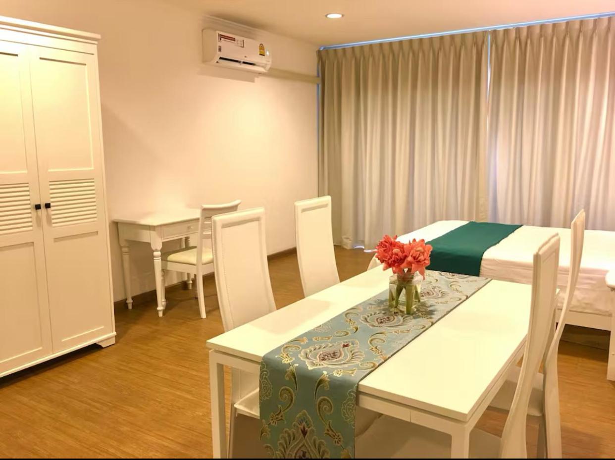 Baan Klang Condo Hotel HHQ Buitenkant foto