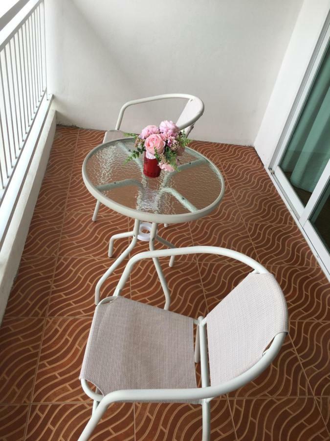 Baan Klang Condo Hotel HHQ Buitenkant foto