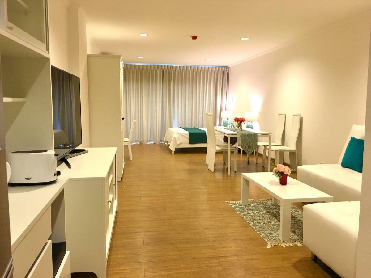Baan Klang Condo Hotel HHQ Buitenkant foto