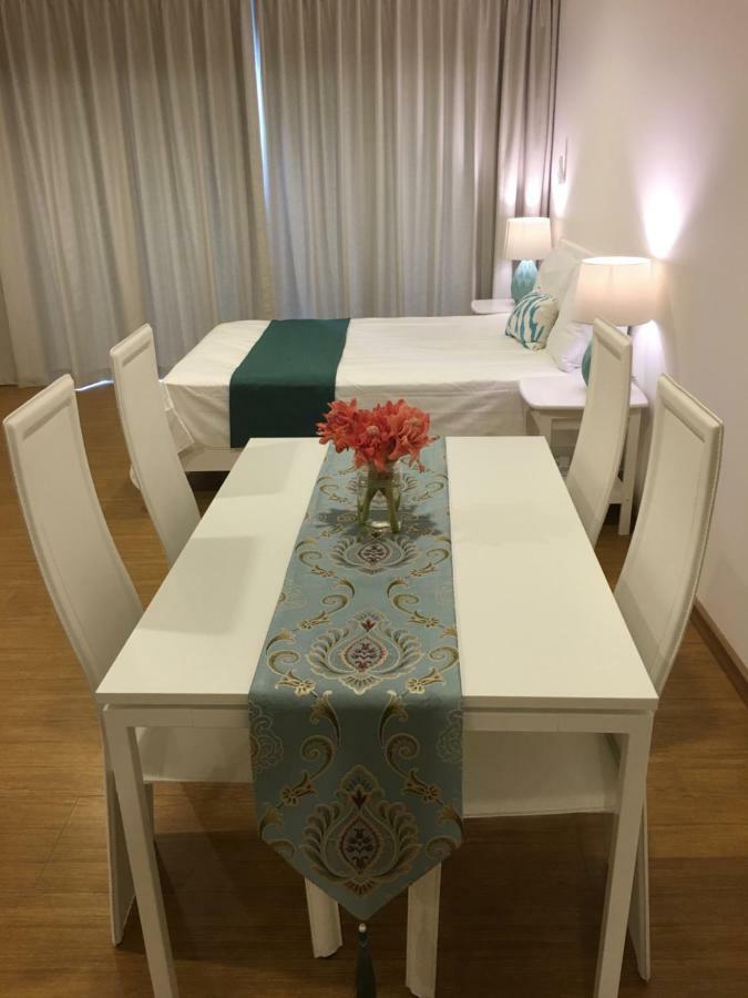 Baan Klang Condo Hotel HHQ Buitenkant foto